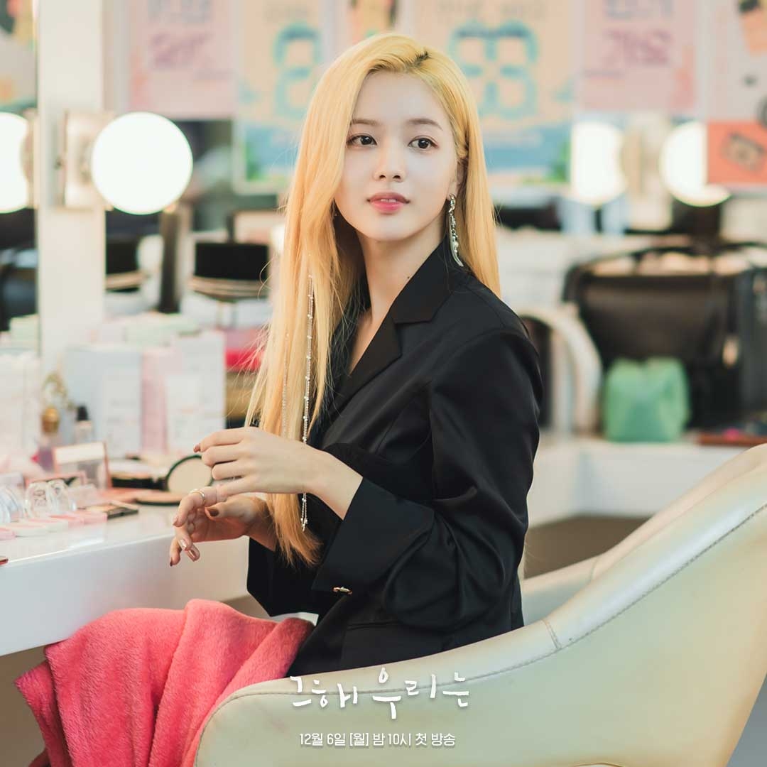 Lần đầu có mỹ nhân chỉ nặng 37kg vẫn được khen tới mòn cả phím: Visual không có thật trên đời, netizen lưu ảnh tràn bộ nhớ- Ảnh 3.