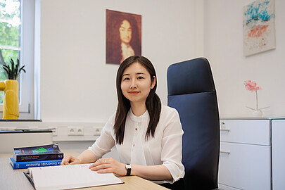 Theo ngành "lãnh địa của nam giới", nữ Tiến sĩ 8x được nước Đức trao giải thưởng 43,5 tỷ đồng vẫn về nước làm giảng viên, học trò gọi là "giáo sư thiên tài"- Ảnh 1.