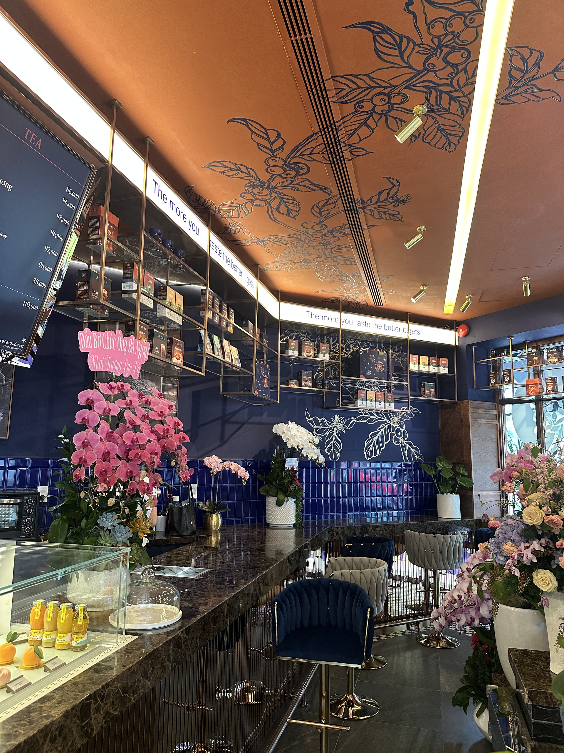 Cận cảnh thương hiệu Việt chi 1 tỷ/tháng để “ngồi lại” vị trí vàng mà Starbucks vừa trả- Ảnh 6.