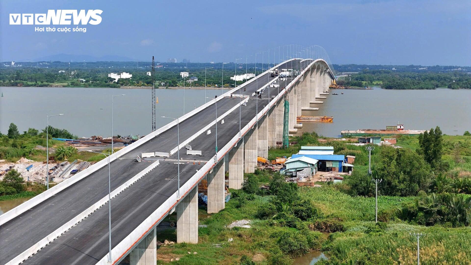 Nút giao Vành đai 3 với cao tốc TP.HCM - Long Thành trước ngày thông xe- Ảnh 11.