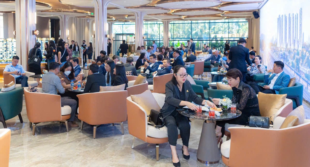 Căn hộ mẫu The Privé ra mắt: Khẳng định chuẩn sống thượng lưu giữa trung tâm TP.HCM- Ảnh 1.