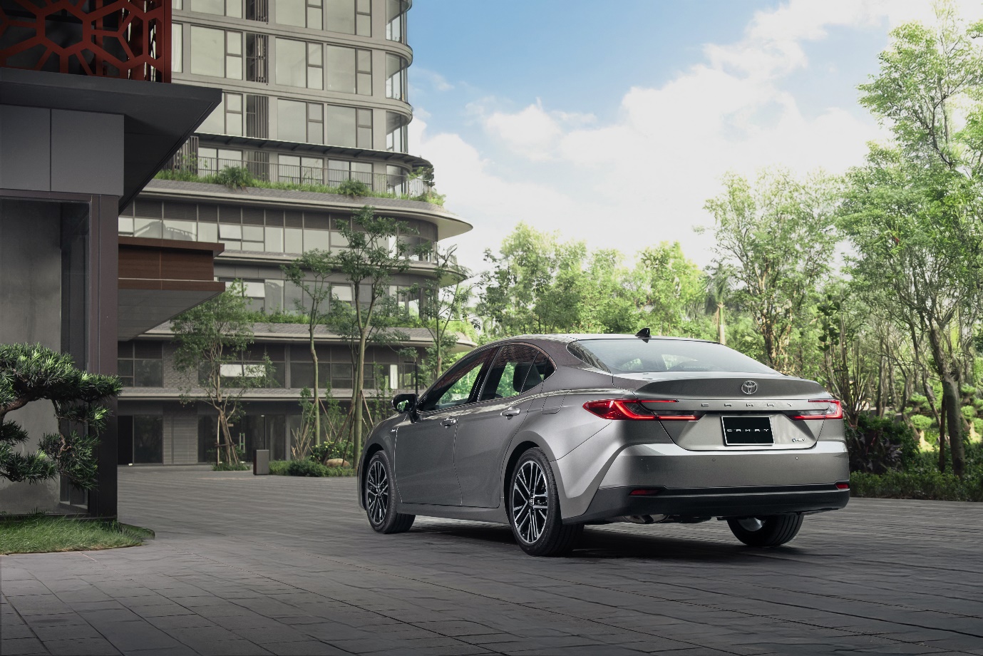 Toyota Camry 2025 - vị thế khó lật đổ trong phân khúc D-sedan tại Việt Nam- Ảnh 3.