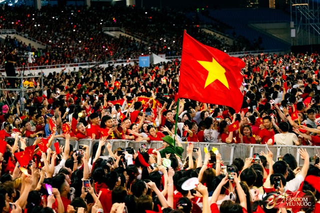 Những hình ảnh không thể quên trong Concert Quốc Gia ở sân Mỹ Đình- Ảnh 14.