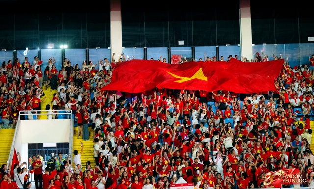Những hình ảnh không thể quên trong Concert Quốc Gia ở sân Mỹ Đình- Ảnh 15.