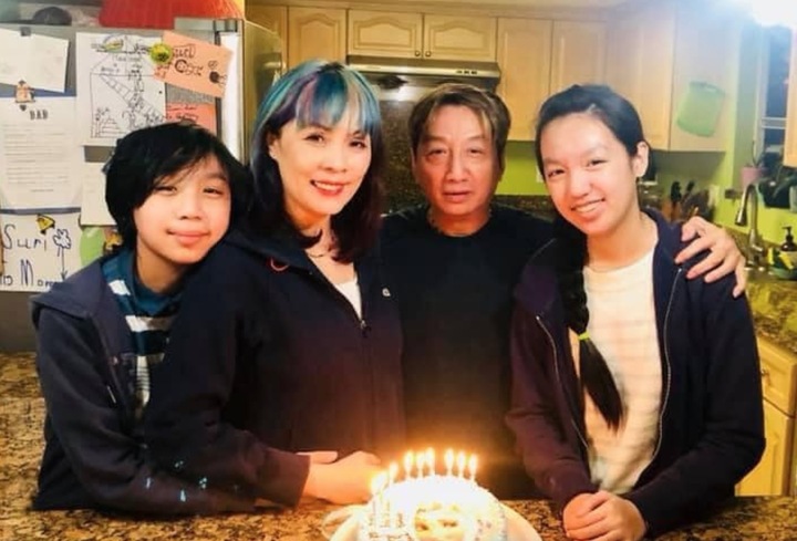 'Ông hoàng nhạc nghèo' nhưng cát-xê cao ngất, U70 tái hôn với bà xã kém 30 tuổi- Ảnh 2.