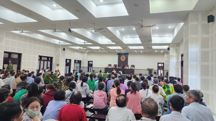 Đang xét xử vụ án Công ty Tài chính Vietnam Capital với gần 300 bị hại- Ảnh 1.