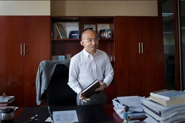 Chủ tịch ngân hàng nổi tiếng Trung Quốc bất ngờ xuất hiện trở lại sau 2,5 năm biến mất, đế chế 2 tỷ USD sắp có biến động lớn?- Ảnh 4.