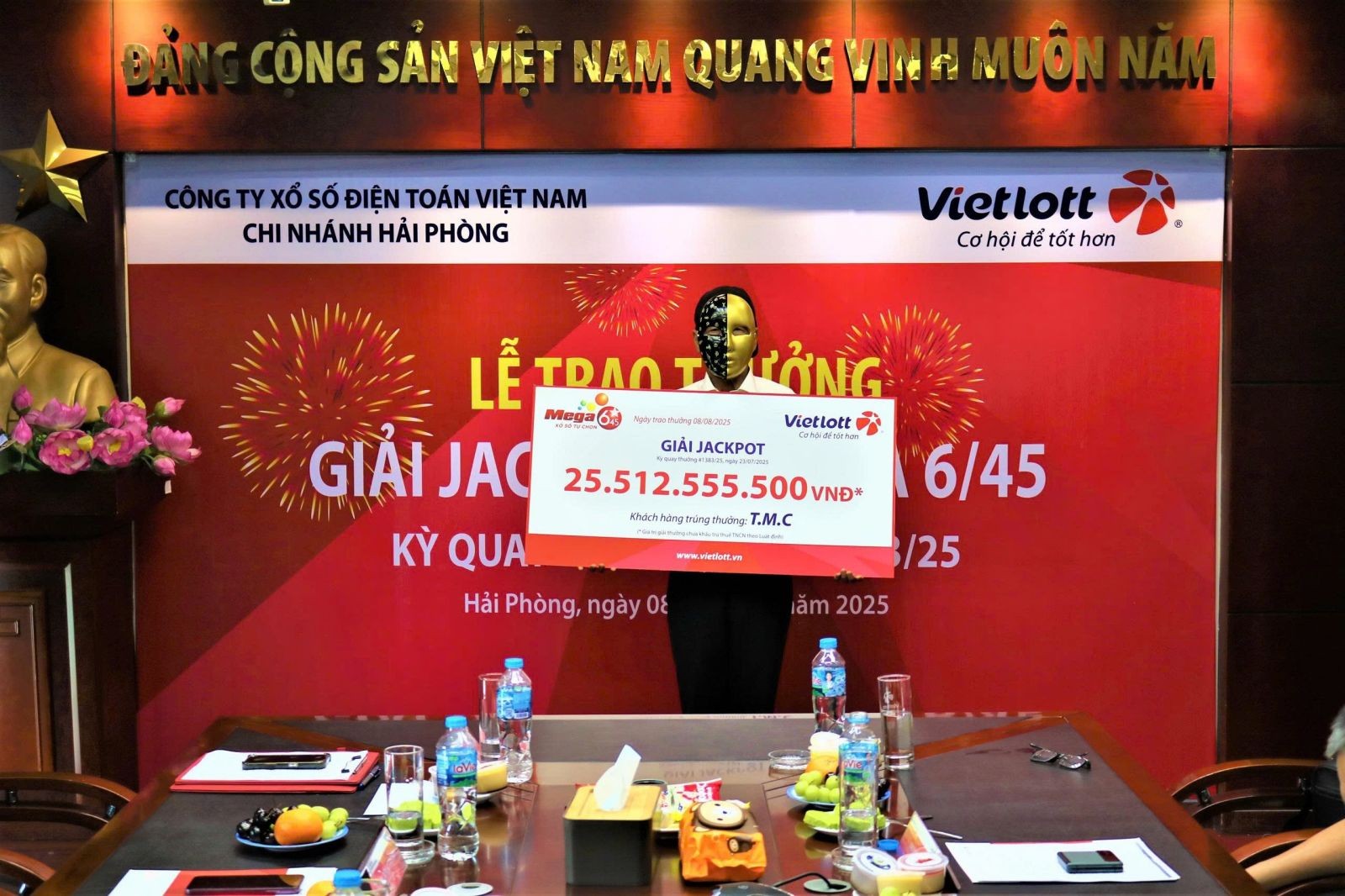 Nuôi dãy số Vietlott hơn 11 năm, người đàn ông trúng hơn 25,5 tỷ đồng- Ảnh 1.