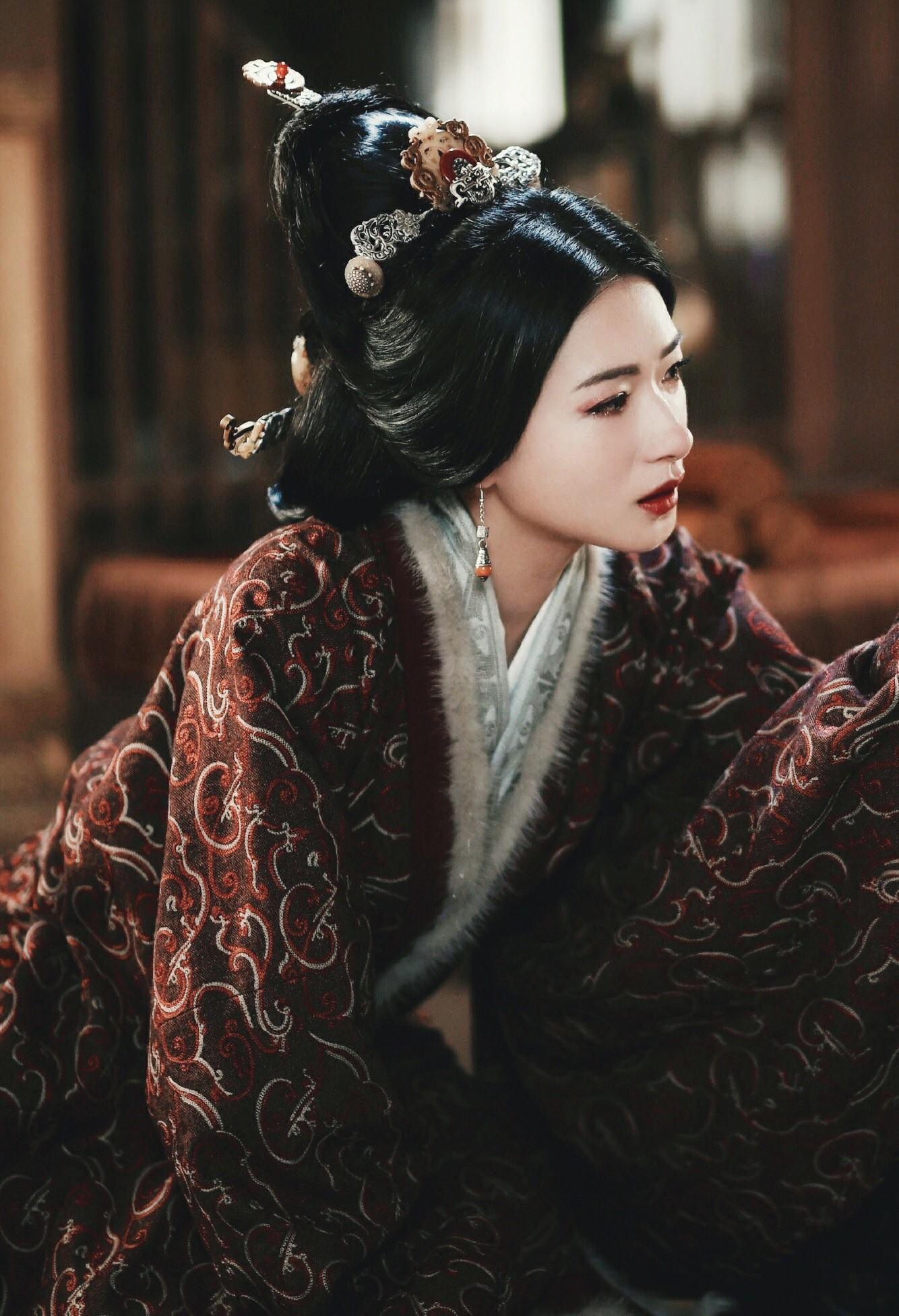 10 Hoàng hậu đẹp nhất Trung Quốc: Phạm Băng Băng xếp sau Dương Mịch, hạng 1 nhan sắc “trên đỉnh chúng sinh”- Ảnh 12.