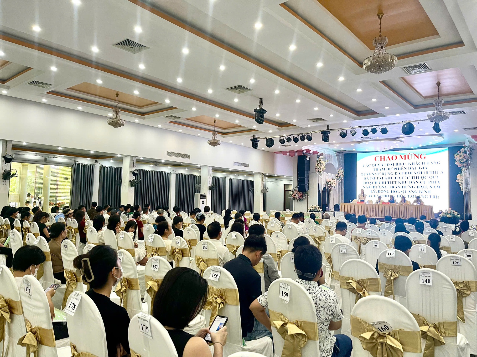 Quảng Trị: Đấu giá 18 thửa đất, có lô giá trúng gấp gần 4 lần khởi điểm- Ảnh 1.