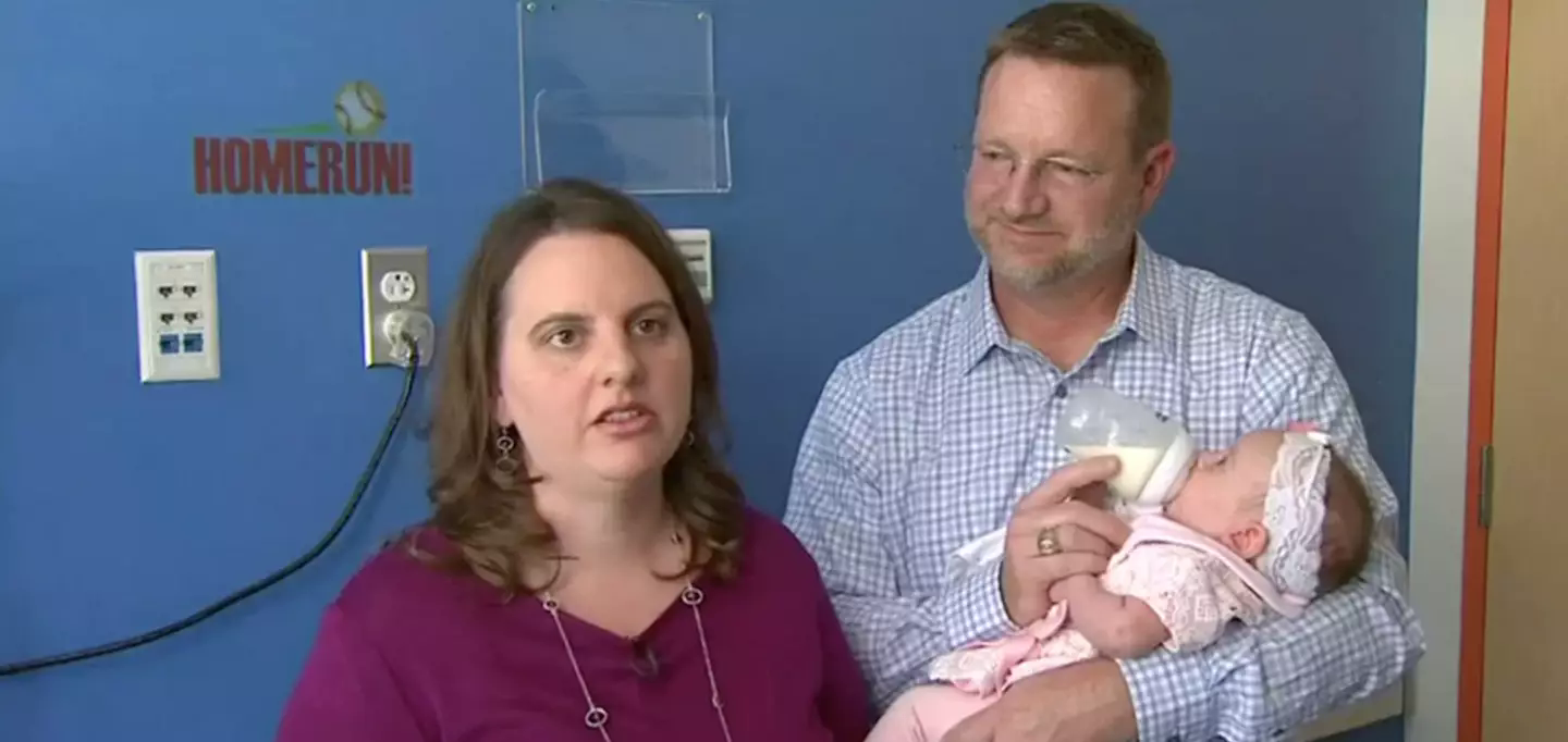 Em bé được Em bé được