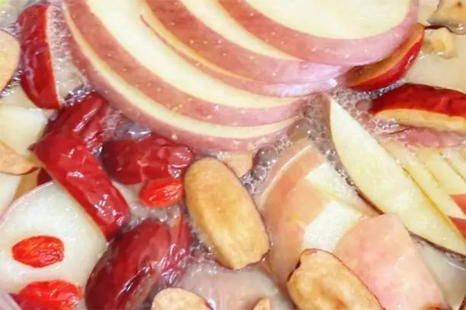 Vì sao người Trung Quốc chuộng uống nước táo trong ngày nóng?- Ảnh 2.