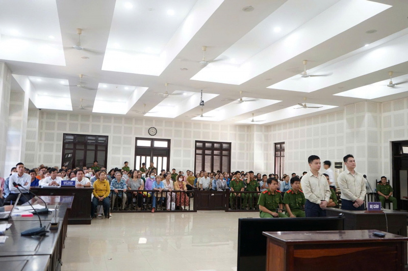 Đà Nẵng: Lừa đảo chiếm đoạt hơn trăm tỷ để đầu tư chứng khoán, Chủ tịch và Giám đốc lĩnh án chung thân- Ảnh 1.