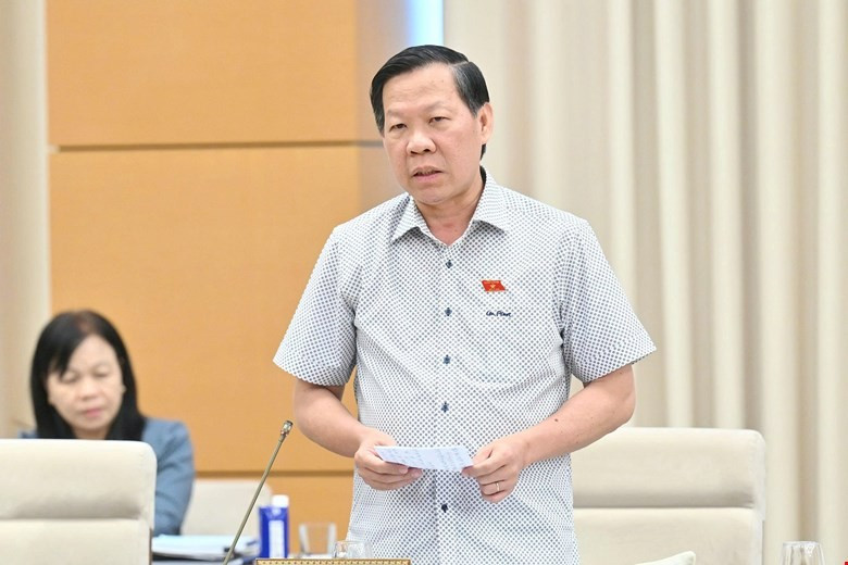 'Lương giáo viên gấp 2-3 lần mặt bằng chung cũng không có gì quá đáng'- Ảnh 2. 'Lương giáo viên gấp 2-3 lần mặt bằng chung cũng không có gì quá đáng'- Ảnh 2.