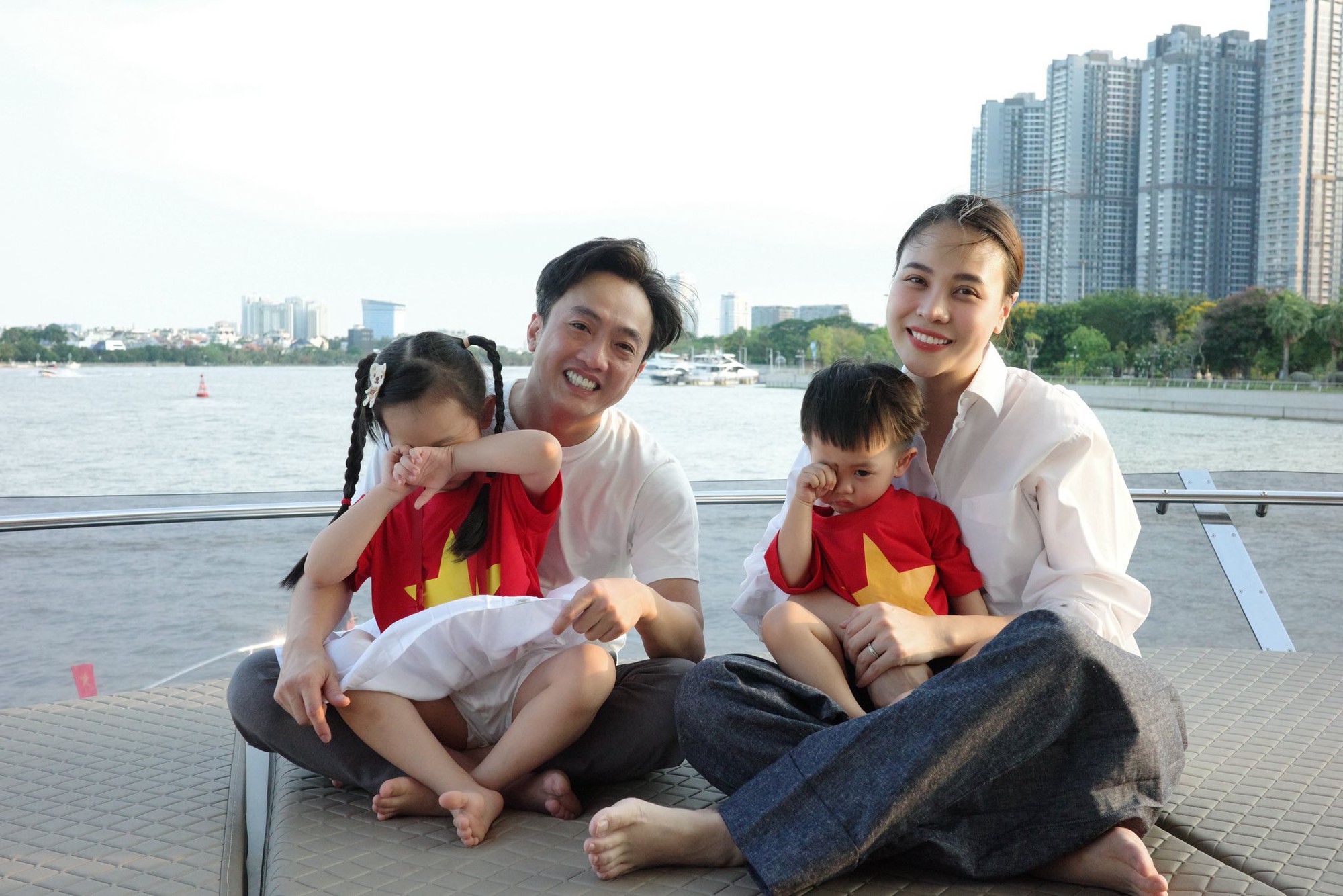 Chi tiết chứng tỏ Đàm Thu Trang cực kỳ tinh tế khi đứng cạnh chồng đại gia- Ảnh 6.