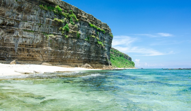 Đảo duy nhất ở Việt Nam có 5 ngọn núi lửa: Cách đất liền 30km, du khách nhận xét "Cảnh như trong phim"- Ảnh 3.