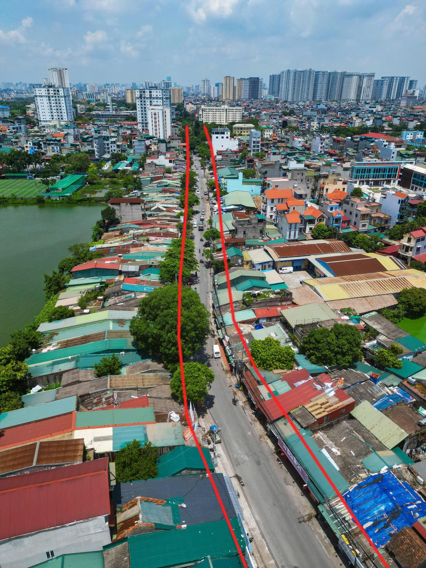 Hiện trạng tuyến đường được Hà Nội ứng trước 700 tỷ đồng để nâng cấp, mở rộng- Ảnh 1. Hiện trạng tuyến đường được Hà Nội ứng trước 700 tỷ đồng để nâng cấp, mở rộng- Ảnh 1.