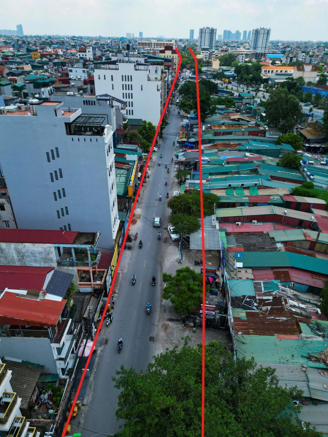 Hiện trạng tuyến đường được Hà Nội ứng trước 700 tỷ đồng để nâng cấp, mở rộng- Ảnh 2. Hiện trạng tuyến đường được Hà Nội ứng trước 700 tỷ đồng để nâng cấp, mở rộng- Ảnh 2.