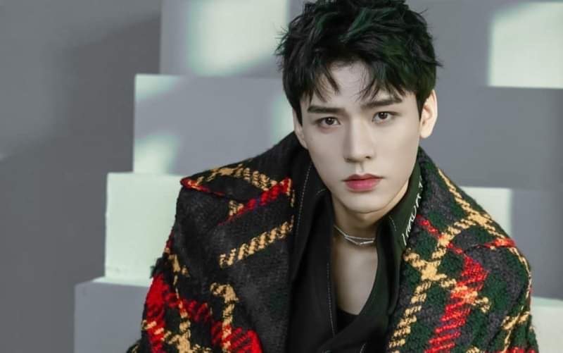 10 nam diễn viên giàu nhất Trung Quốc 2025: Vương Nhất Bác xếp sau Tiêu Chiến, hạng 1 cả đời vô địch thiên hạ- Ảnh 4.