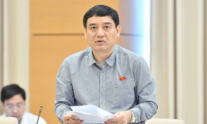 Ủy ban Thường vụ Quốc hội cho ý kiến về giữ hay bỏ thi tốt nghiệp THPT- Ảnh 1.