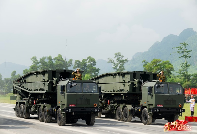 Oai phong dàn phương tiện đặc chủng chống khủng bố lần đầu hợp luyện diễu binh- Ảnh 25.