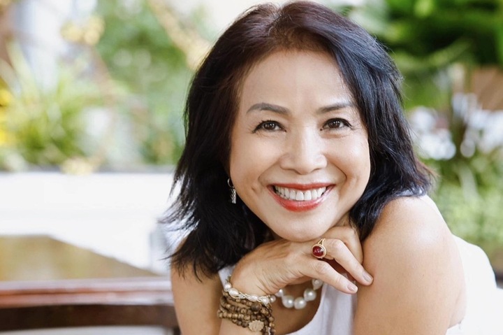 'Đệ nhất đào thương' xuất thân hoàng tộc, bỏ hào quang theo chồng ra nước ngoài- Ảnh 2. 'Đệ nhất đào thương' xuất thân hoàng tộc, bỏ hào quang theo chồng ra nước ngoài- Ảnh 2.