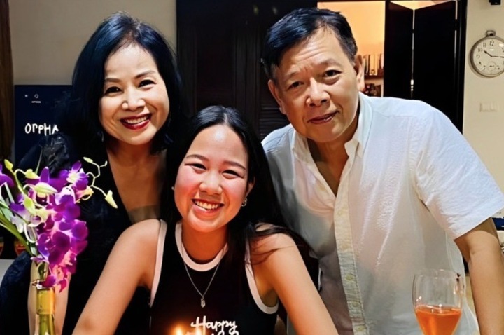 'Đệ nhất đào thương' xuất thân hoàng tộc, bỏ hào quang theo chồng ra nước ngoài- Ảnh 3. 'Đệ nhất đào thương' xuất thân hoàng tộc, bỏ hào quang theo chồng ra nước ngoài- Ảnh 3.