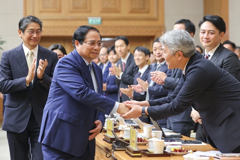 Gặp Thủ tướng, doanh nghiệp Nhật Bản muốn được thúc đẩy triển khai xây dựng thành phố thông minh Bắc Hà Nội và loạt dự án khác- Ảnh 1. Gặp Thủ tướng, doanh nghiệp Nhật Bản muốn được thúc đẩy triển khai xây dựng thành phố thông minh Bắc Hà Nội và loạt dự án khác- Ảnh 1.