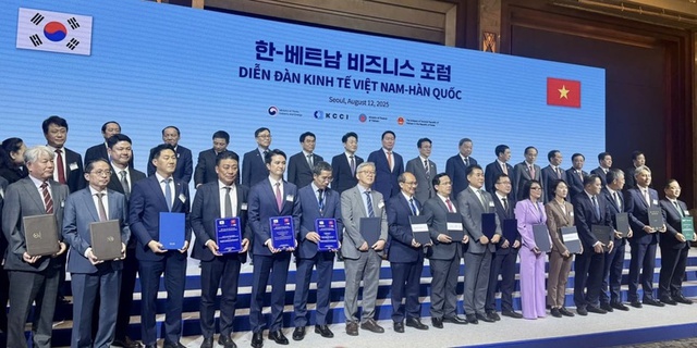Lần đầu tiên trong lịch sử: UAV "made in Vietnam" nội địa hóa 85% "bay" thẳng sang Hàn Quốc- Ảnh 2. Lần đầu tiên trong lịch sử: UAV "made in Vietnam" nội địa hóa 85% "bay" thẳng sang Hàn Quốc- Ảnh 2.