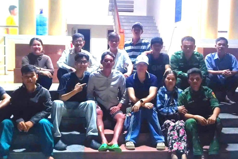 Người đàn ông được cứu sau 24h trôi lênh đênh trên biển: Kiệt sức, mệt lả vì nắng và đói nhưng vẫn sống sót nhờ 1 thứ- Ảnh 1.