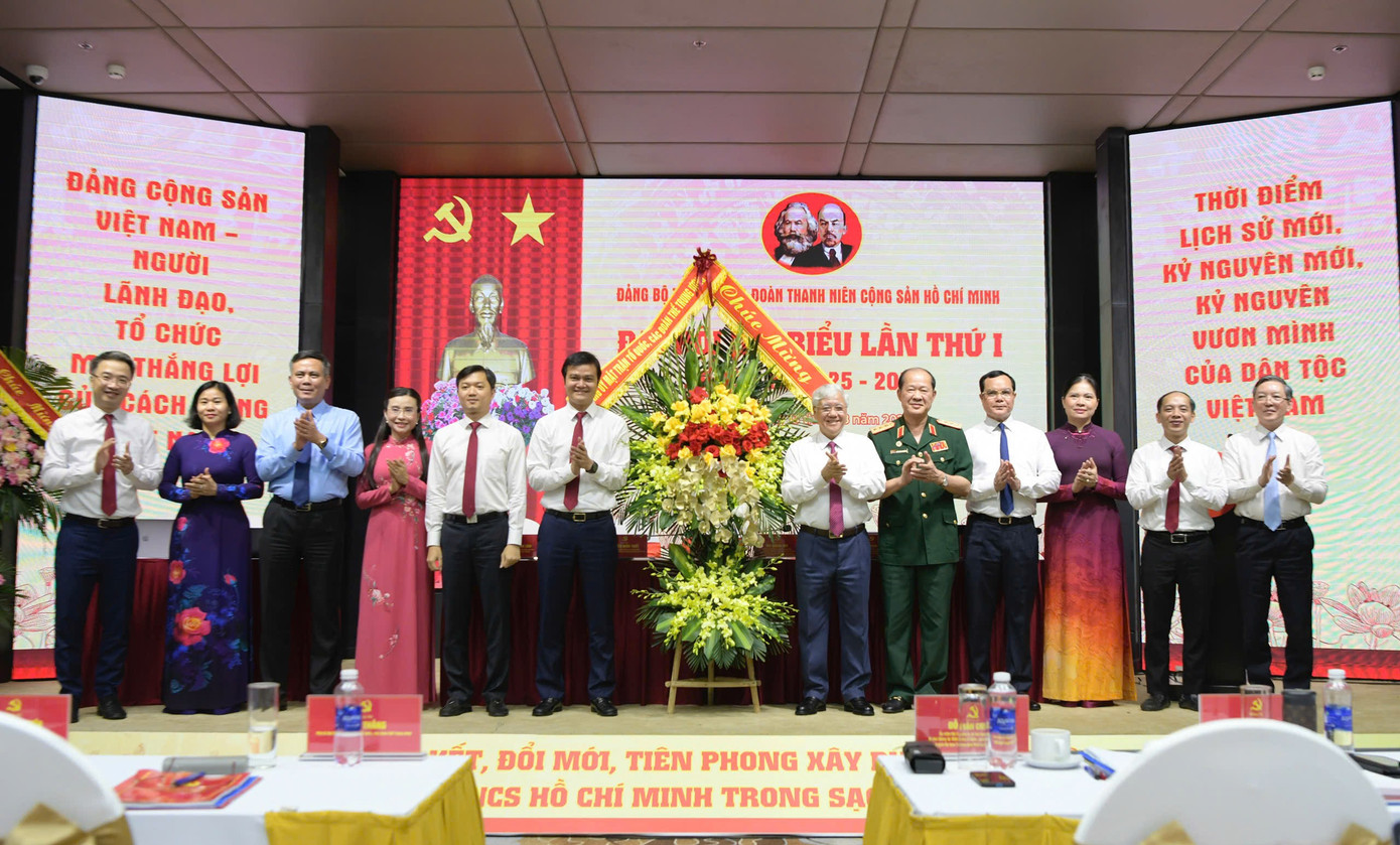 Ra mắt Ban Chấp hành Đảng bộ Trung ương Đoàn nhiệm kỳ 2025 - 2030- Ảnh 1. Ra mắt Ban Chấp hành Đảng bộ Trung ương Đoàn nhiệm kỳ 2025 - 2030- Ảnh 1.