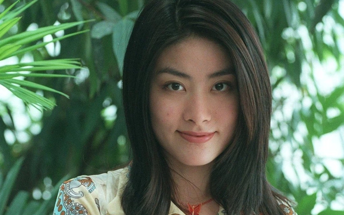 4 mỹ nhân showbiz là tiểu thư nhà siêu giàu: Người 5 tuổi đã đi chuyên cơ, người sở hữu biệt thự 1.000 tỷ, có bố ruột sẵn sàng nuôi con rể- Ảnh 1.