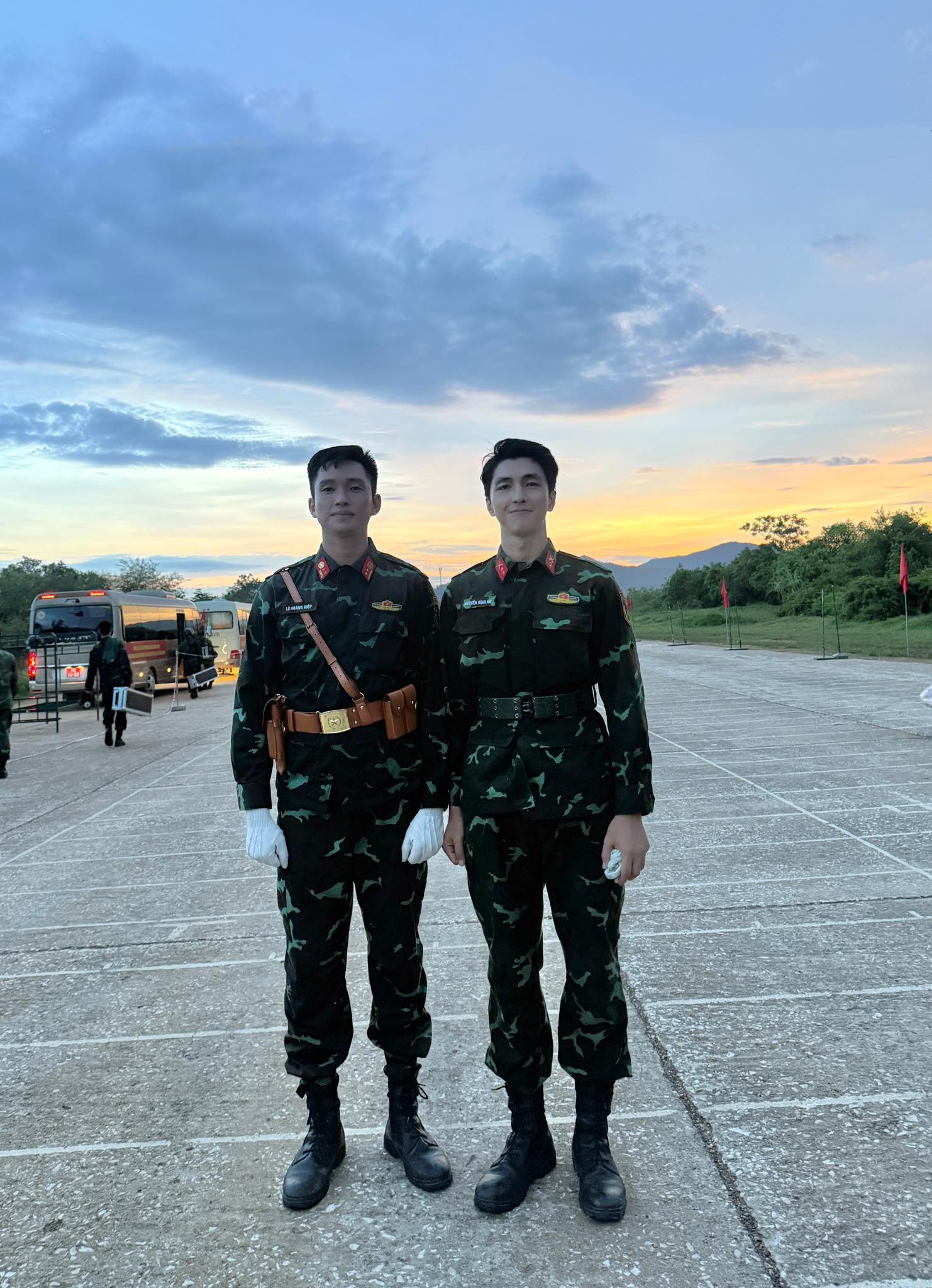 Thoại đúng 7 chữ, Thượng Úy Lê Hoàng Hiệp được khen vì hành động chuyên nghiệp- Ảnh 3. Thoại đúng 7 chữ, Thượng Úy Lê Hoàng Hiệp được khen vì hành động chuyên nghiệp- Ảnh 3.