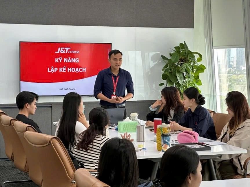 Thực tập sinh - Tạo nguồn: Bệ phóng cho thế hệ trẻ- Ảnh 3.