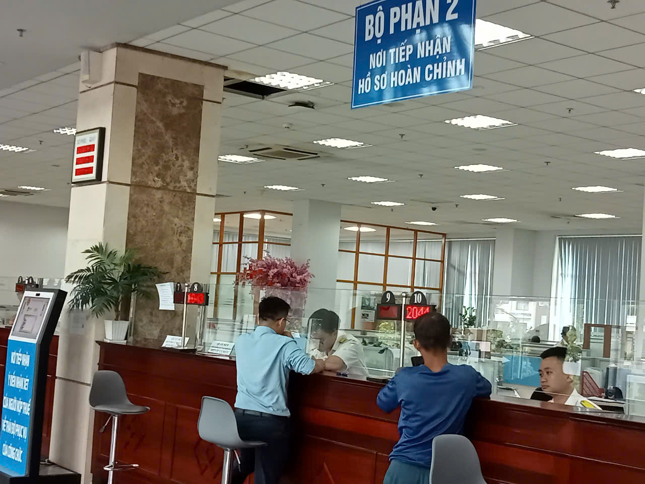Người cho thuê nhà, văn phòng phải khai báo và nộp những loại thuế nào?- Ảnh 1.