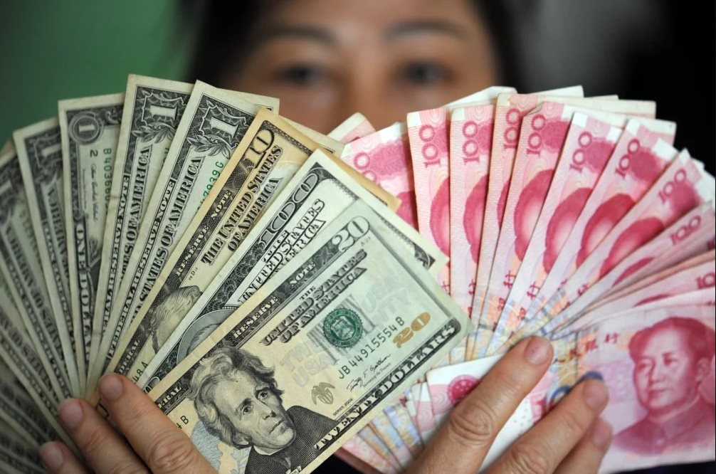 10 năm sau quyết định gây chấn động thế giới, Trung Quốc tính nước cờ gì cho cuộc chơi quyền lực đồng tiền?- Ảnh 1.
