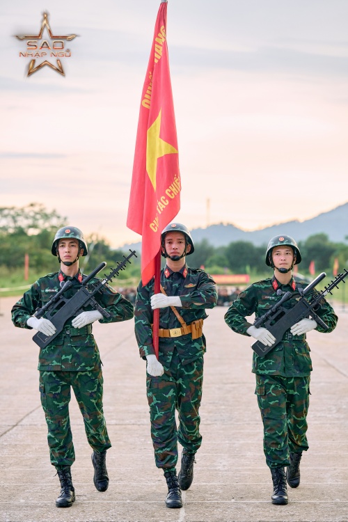Tập 2 Sao Nhập Ngũ: Lan Ngọc lộ dấu hiệu bất ổn nghiêm trọng, Hoà Minzy bị chê thua Chi Pu- Ảnh 9.
