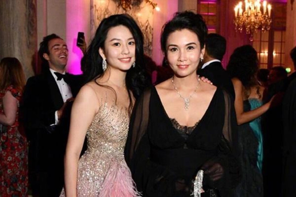 4 mỹ nhân showbiz là tiểu thư nhà siêu giàu: Người 5 tuổi đã đi chuyên cơ, người sở hữu biệt thự 1.000 tỷ, có bố ruột sẵn sàng nuôi con rể- Ảnh 7.