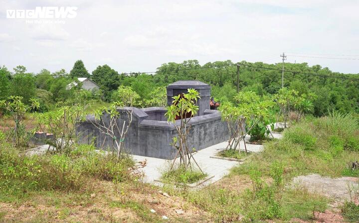 Dự án bãi đậu xe san phẳng mộ vợ vua Tự Đức: Cho chuyển mục đích sử dụng đất- Ảnh 2.