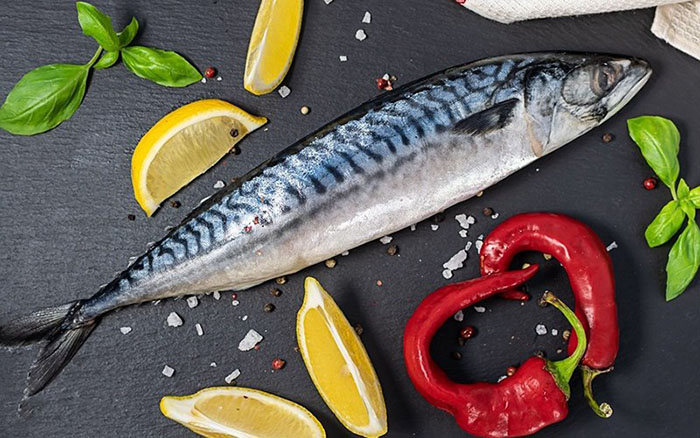 4 loại cá là "báu vật omega-3", giàu canxi mà giá rẻ hơn cá hồi, nếu gặp ở chợ thì nên mua ngay- Ảnh 1.