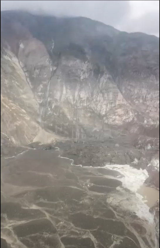 Mỹ: Lở đất lớn ở Alaska gây "sóng thần vịnh hẹp" cao đến 30 m- Ảnh 1.