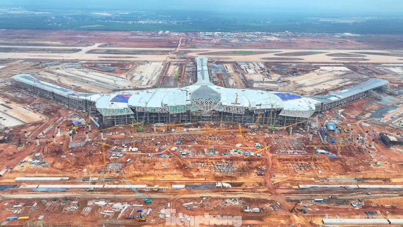 Sân bay Long Thành không thể 'về đích' một mình- Ảnh 1.