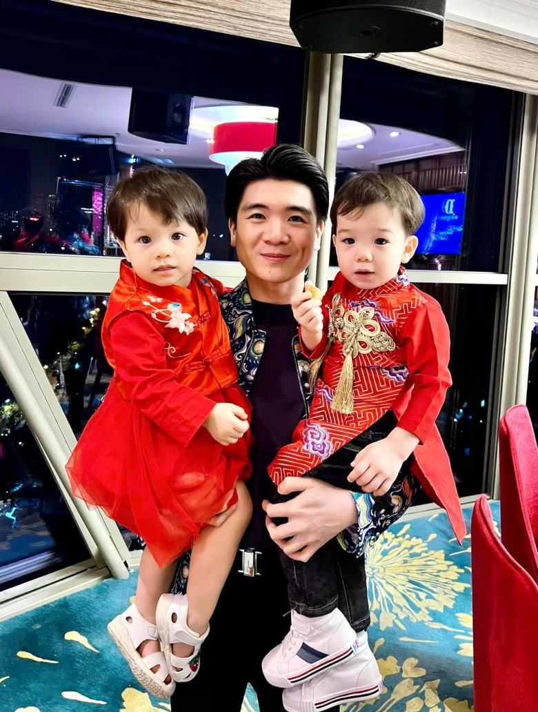 Tìm ra ngôi trường Phó Chủ tịch SHB cho 2 con sinh đôi theo học: Phí nhập học đã gần trăm triệu, học phí hơn nửa tỷ!- Ảnh 1.