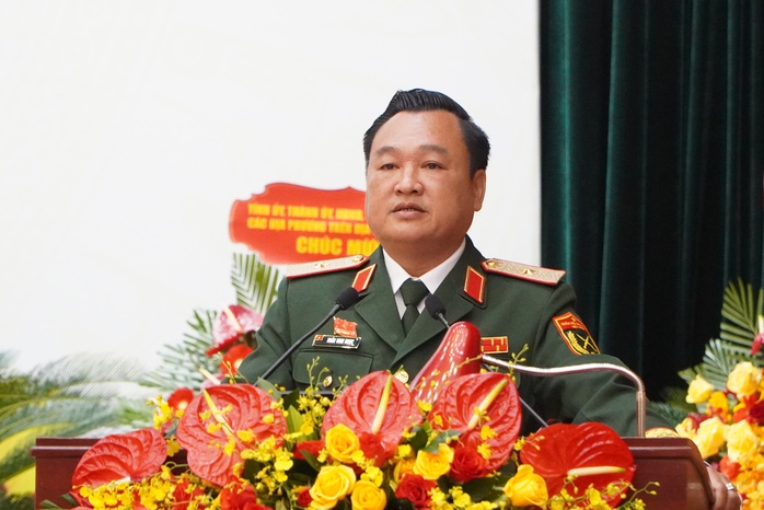 Thiếu tướng Trần Vinh Ngọc được bầu giữ chức Bí thư Đảng ủy Quân khu 7- Ảnh 1.