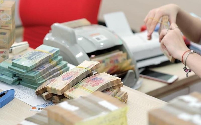 Lãi suất tiết kiệm sẽ diễn biến thế nào trong những tháng cuối năm?- Ảnh 1.