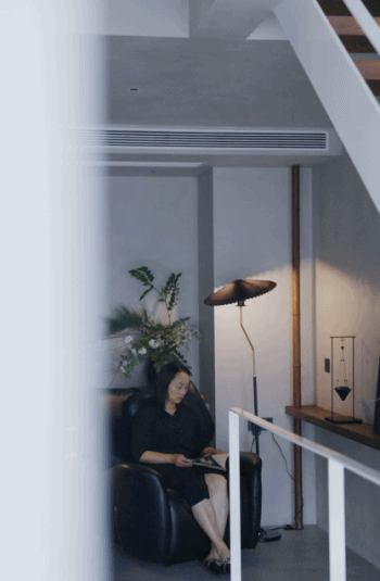 Người phụ nữ mua căn hộ 50m2 giá 4,5 tỷ đồng chỉ để “trốn gia đình” 1 ngày/ tuần: “Hạnh phúc vì có một thế giới của riêng mình”- Ảnh 8.
