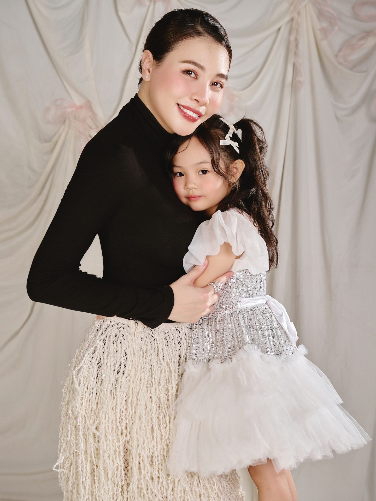 Người đẹp làm dâu gia tộc BĐS hàng đầu Sài Gòn khoe nhan sắc trong video mới, cô gái xứ Lạng ngày nào giờ chuẩn phong thái hào môn- Ảnh 1.