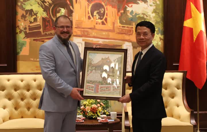 Đại bàng Mỹ chốt deal thành công với Viettel, VNPT, Vingroup, chia sẻ con đường Việt Nam nên đi để làm chủ công nghệ- Ảnh 2.