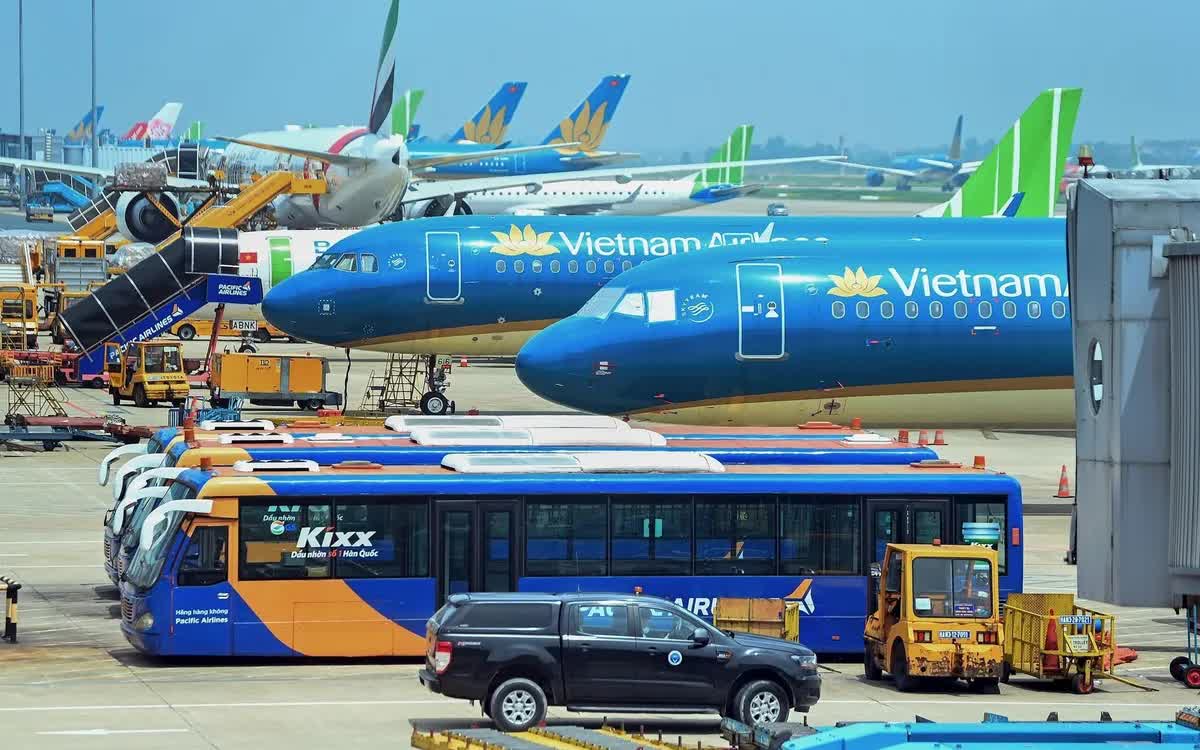Giá vé máy bay 2/9 tăng nóng, Cục Hàng không yêu cầu “giải nhiệt” thị trường 