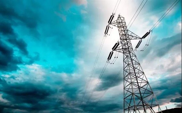Mỹ đang thiếu năng lượng để chạy đua xe điện và AI với Trung Quốc?- Ảnh 1.